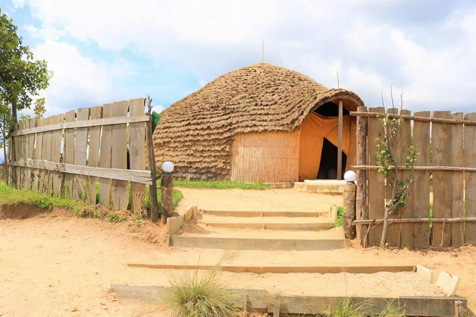 Hotel Kitabi Ecocenter Gabegi Exterior foto